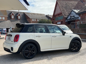 Used MINI Hatch 2015 for sale - 79478800: Photo
