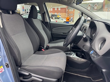 Used Toyota Yaris 2017 for sale - 76685599: Photo