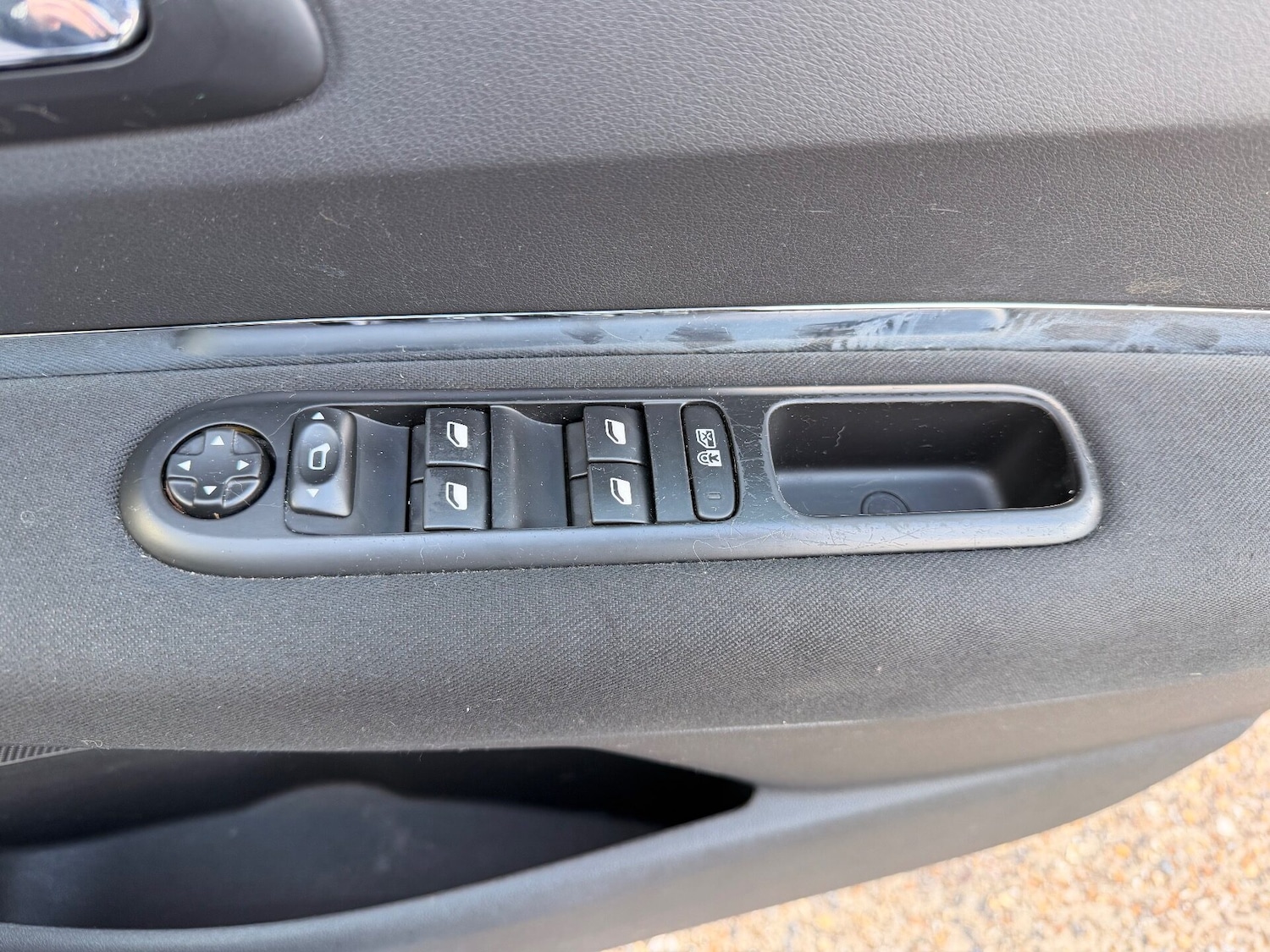 Used Peugeot 3008 2013 for sale - 76331189: Photo 17