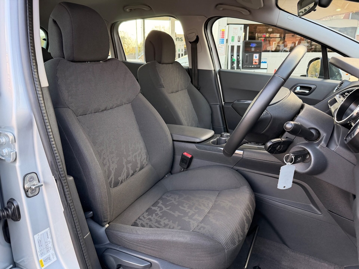 Used Peugeot 3008 2013 for sale - 76331189: Photo 3