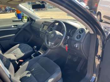 Used Volkswagen Tiguan 2014 for sale - 74824811: Photo