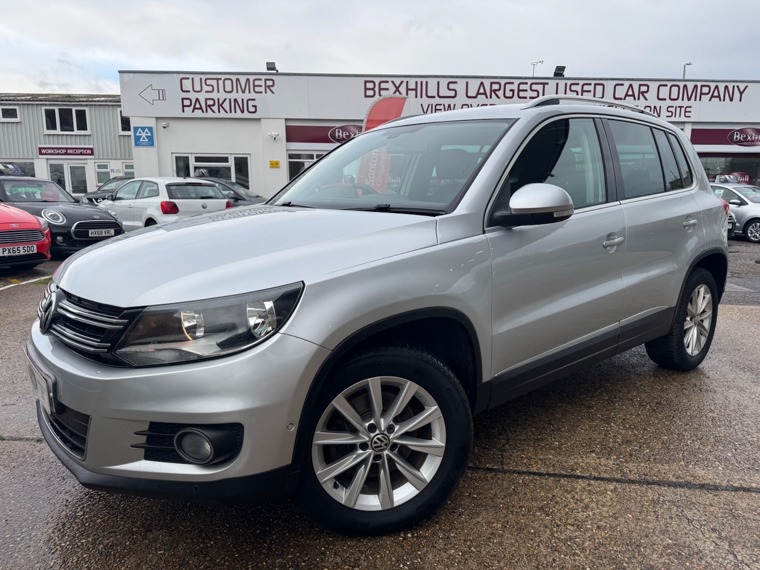 Used Volkswagen Tiguan 2011 for sale - 76156953: Photo 1