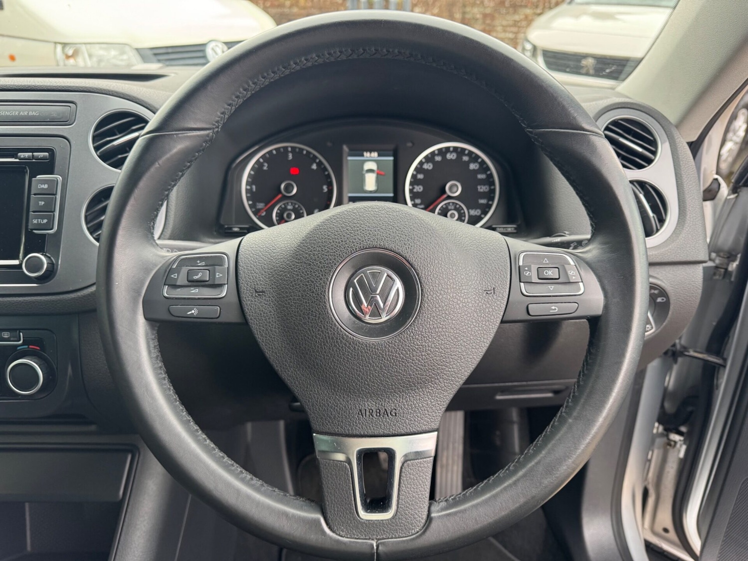 Used Volkswagen Tiguan 2011 for sale - 76156953: Photo 12