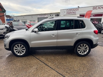 Used Volkswagen Tiguan 2011 for sale - 76156953: Photo