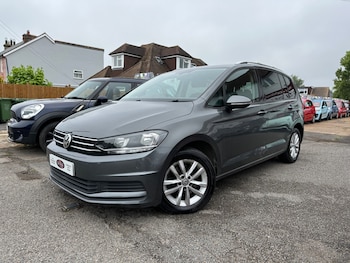Volkswagen - Touran