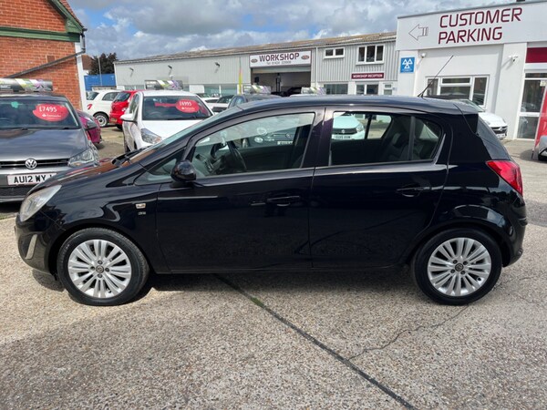 Used Vauxhall Corsa 2011 for sale - 76236480: Photo 10
