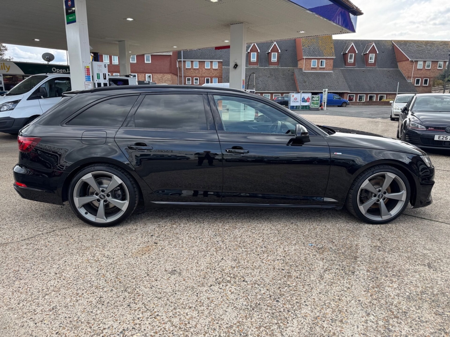 Used Audi A4 2019 for sale - 76048816: Photo 4