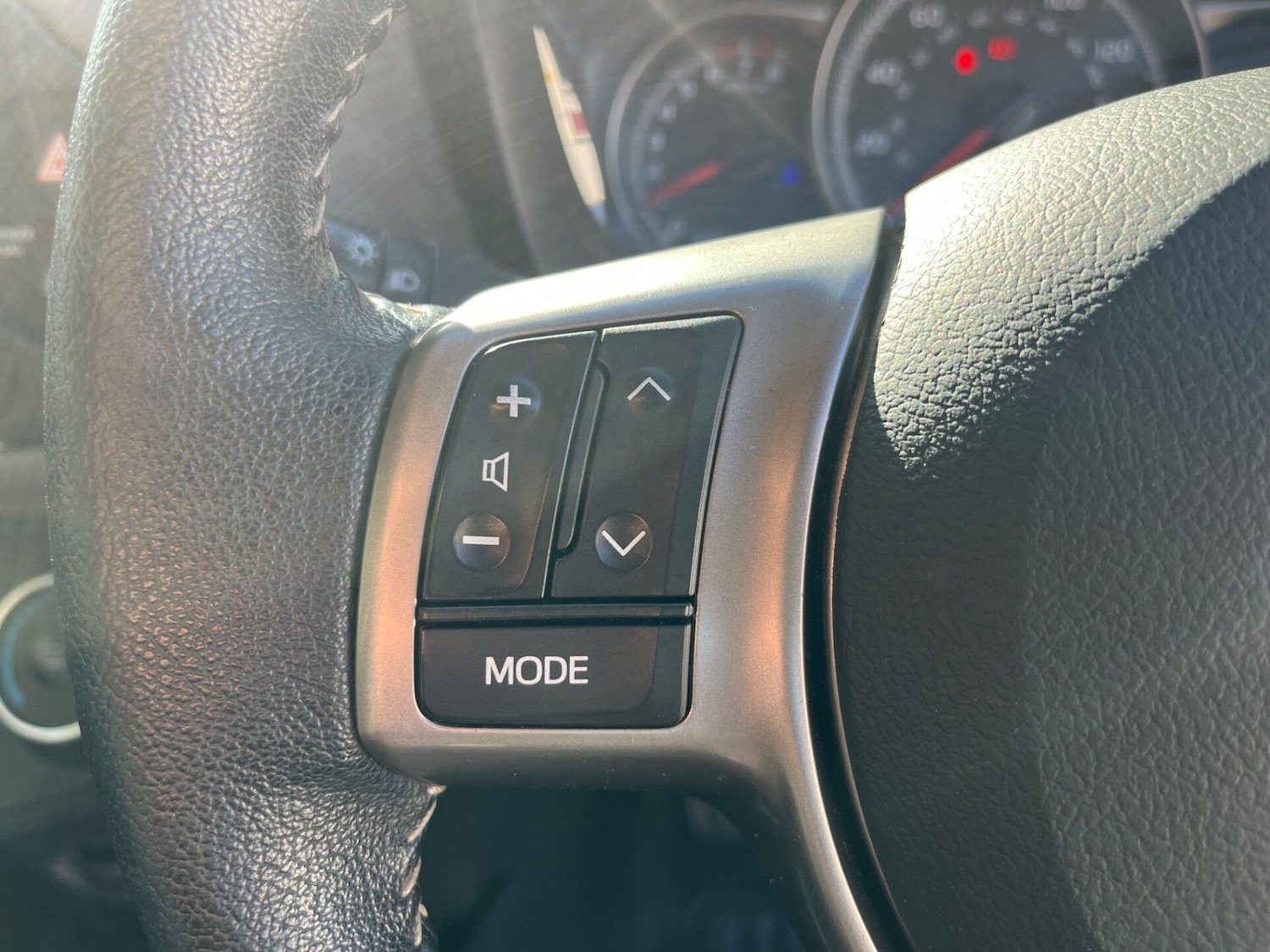 Used Toyota Yaris 2015 for sale - 76517657: Photo 14