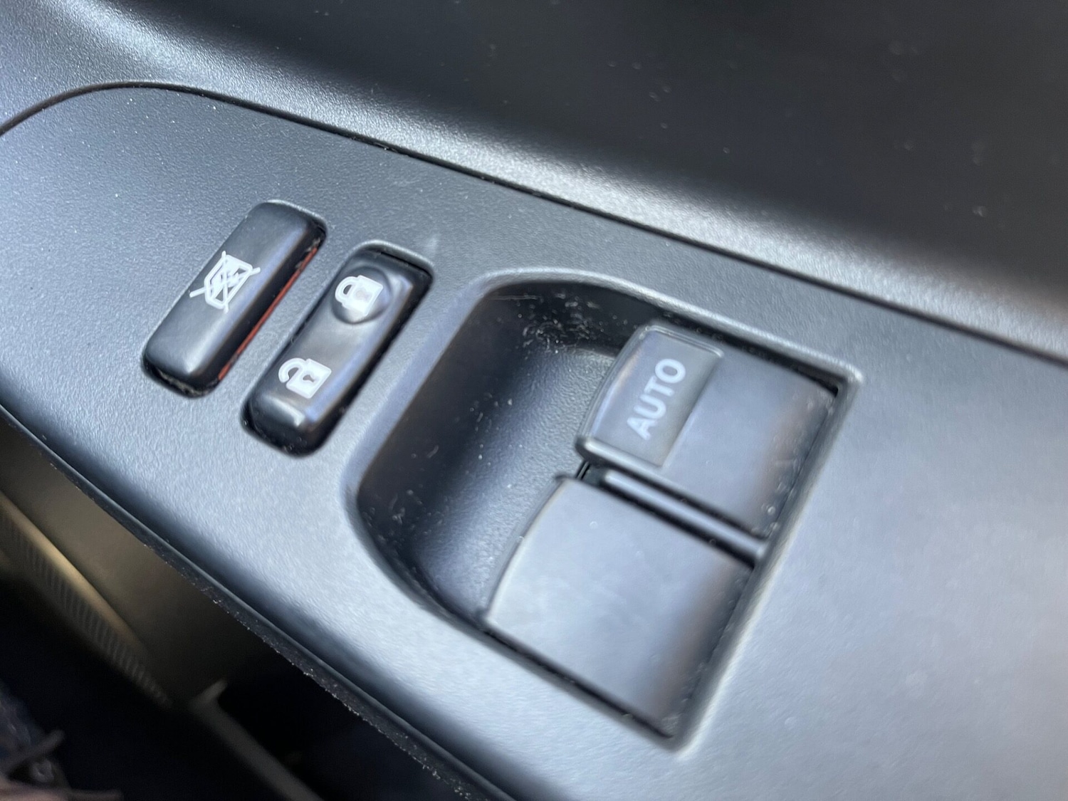 Used Toyota Yaris 2015 for sale - 76517657: Photo 23