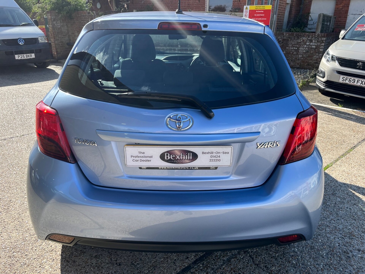 Used Toyota Yaris 2015 for sale - 76517657: Photo 5