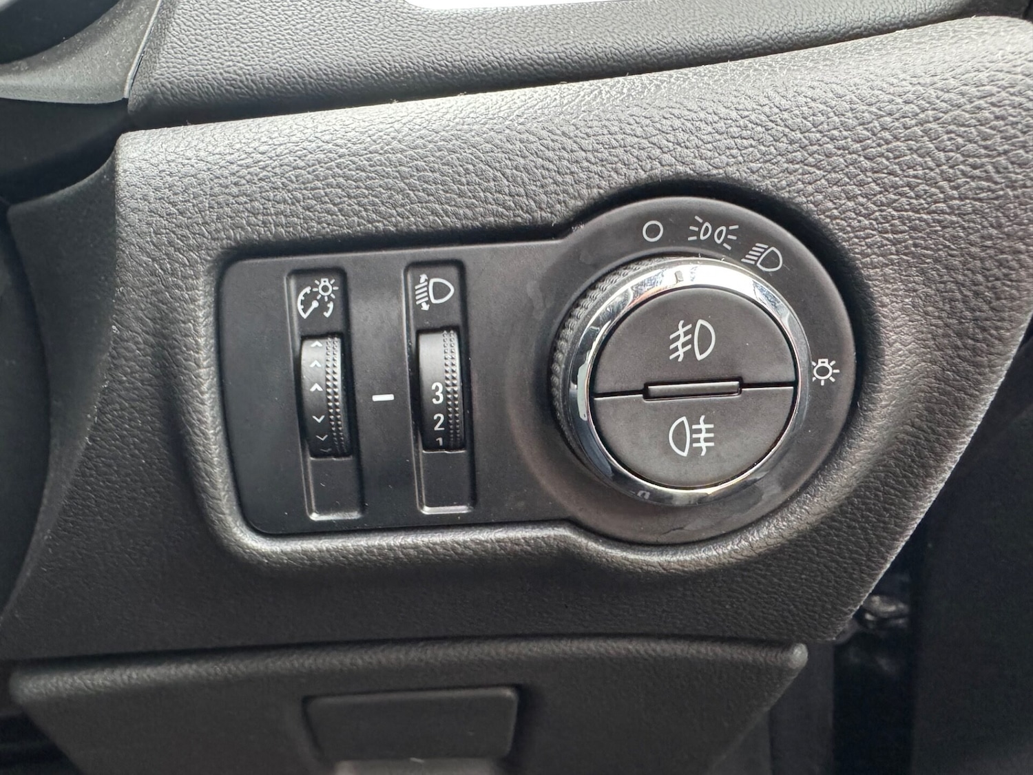 Used Vauxhall Astra 2012 for sale - 76416356: Photo 21