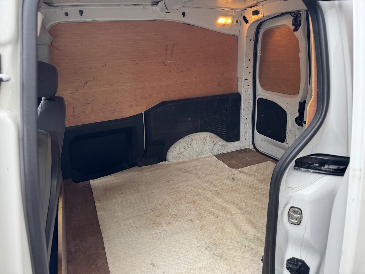 Used Peugeot Partner 2014 for sale - 76340413: Photo 11