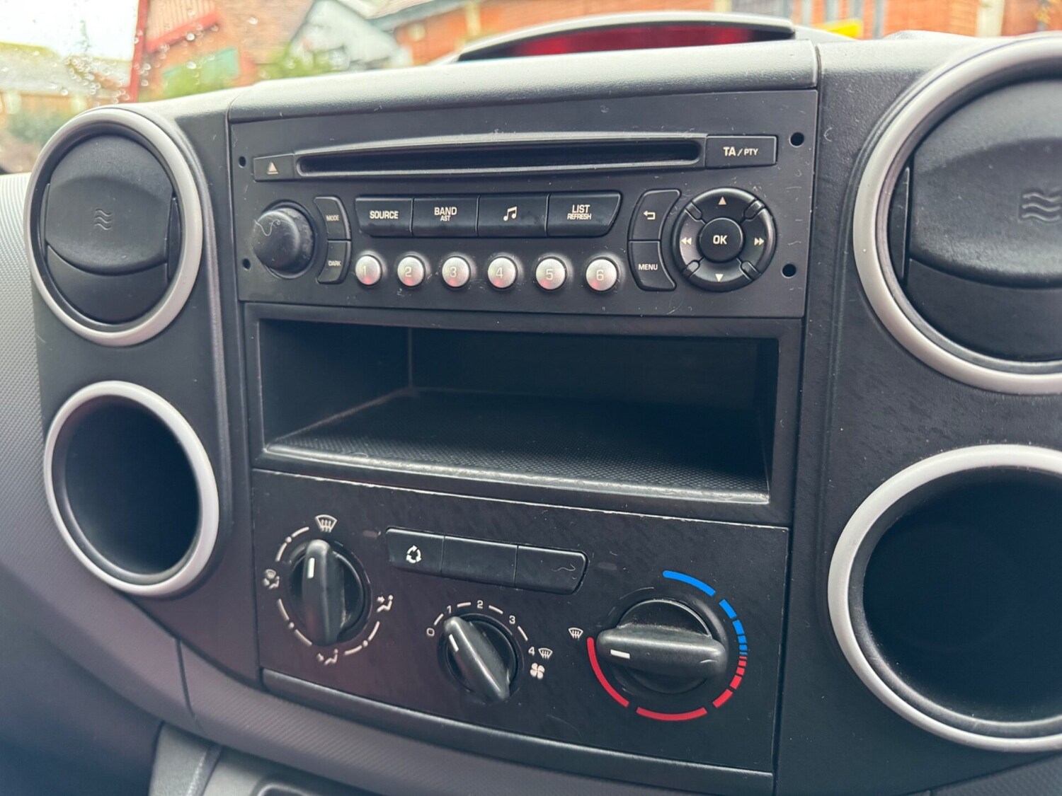 Used Peugeot Partner 2014 for sale - 76340413: Photo 15