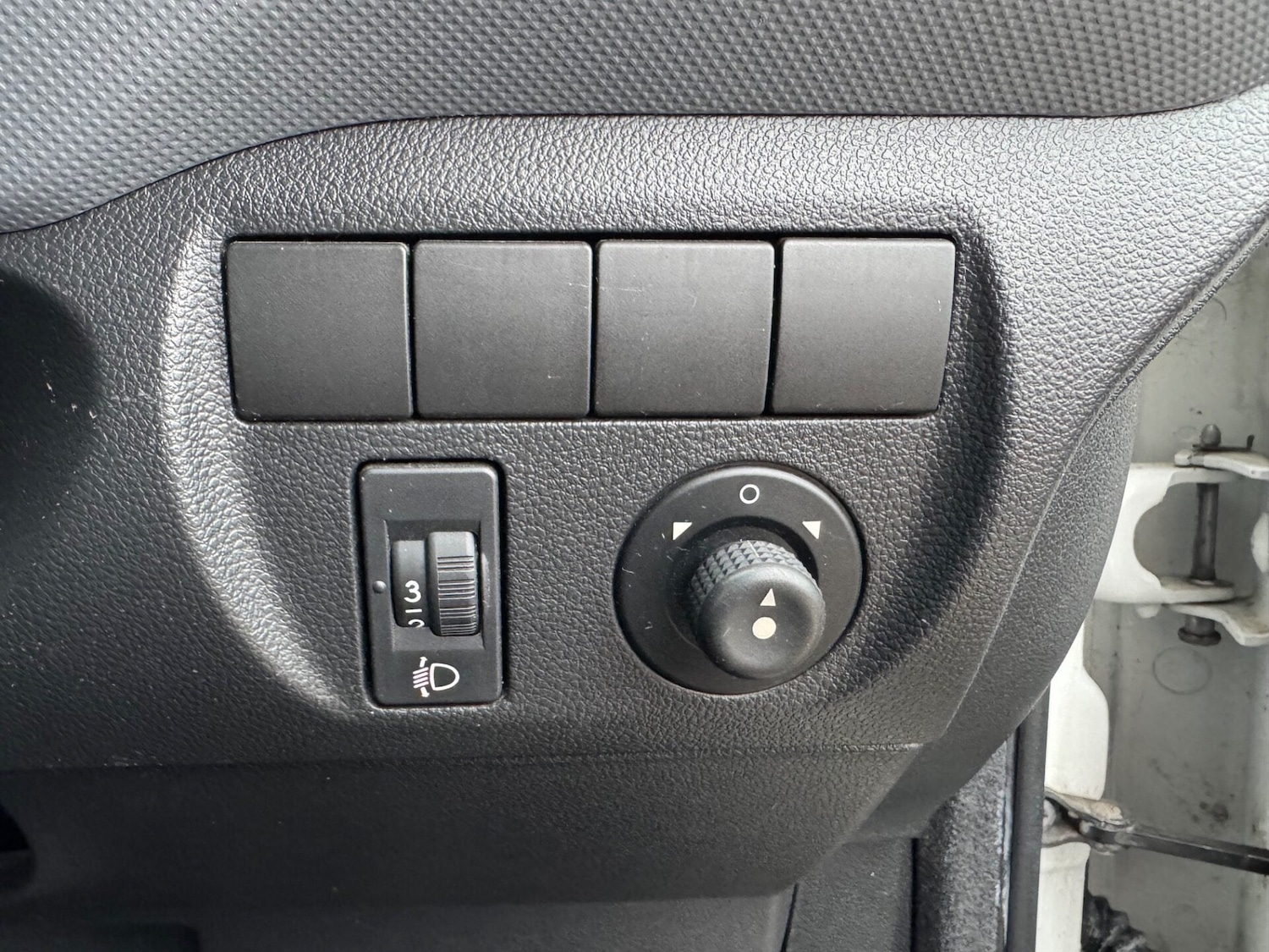 Used Peugeot Partner 2014 for sale - 76340413: Photo 16