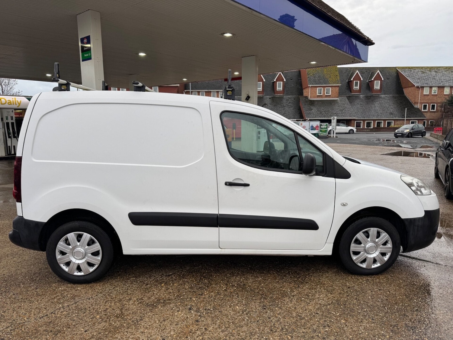 Used Peugeot Partner 2014 for sale - 76340413: Photo 4