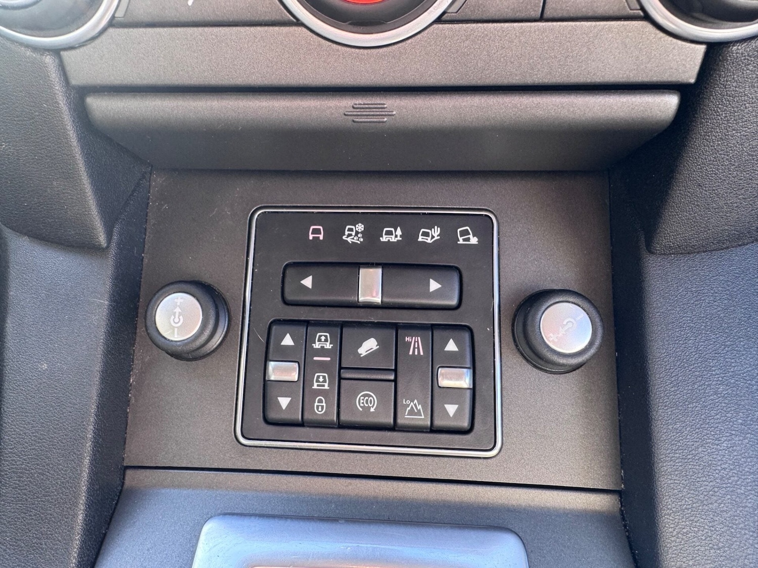 Used Land Rover Discovery 2016 for sale - 77641826: Photo 18