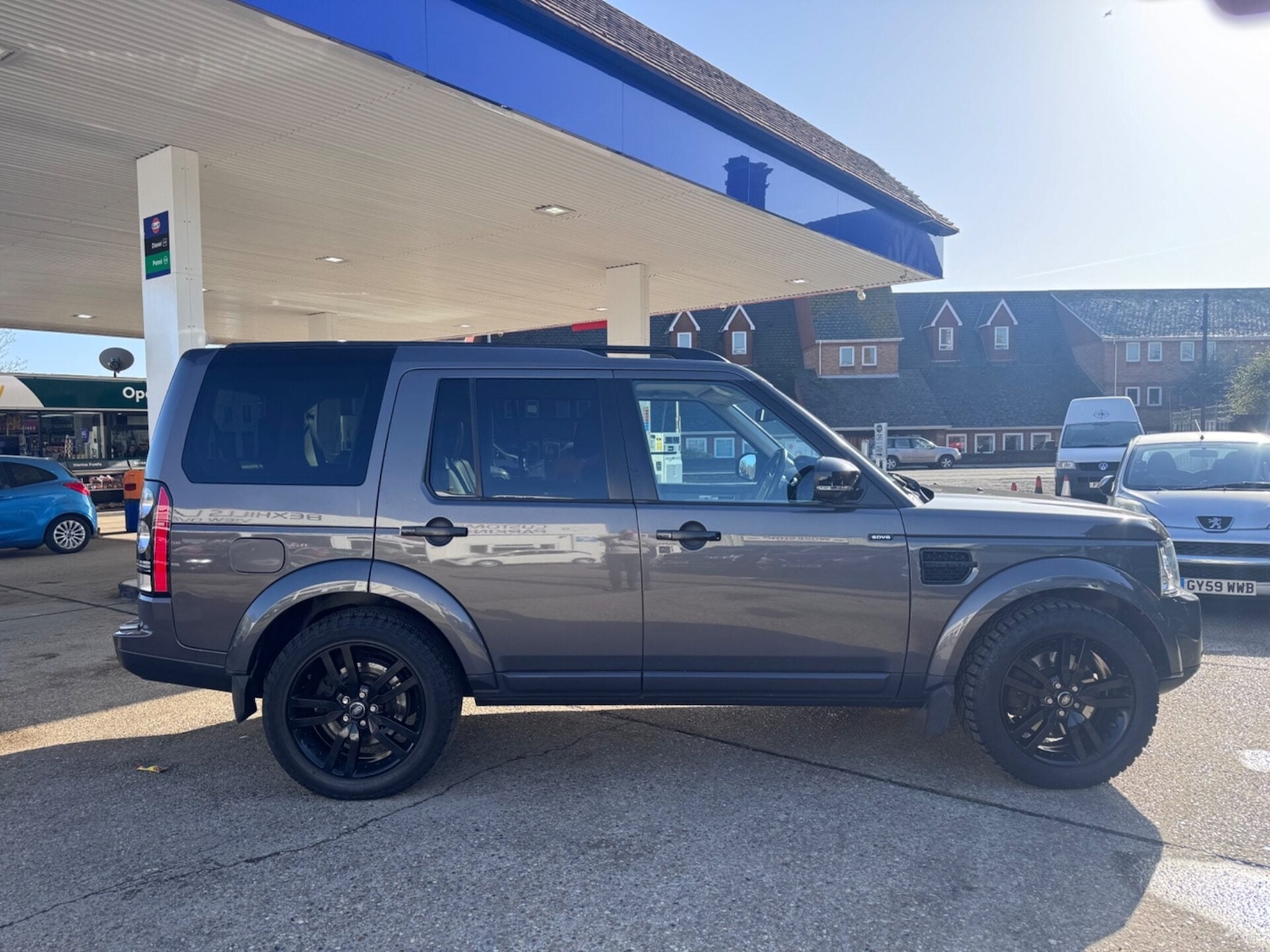 Used Land Rover Discovery 2016 for sale - 77641826: Photo 4