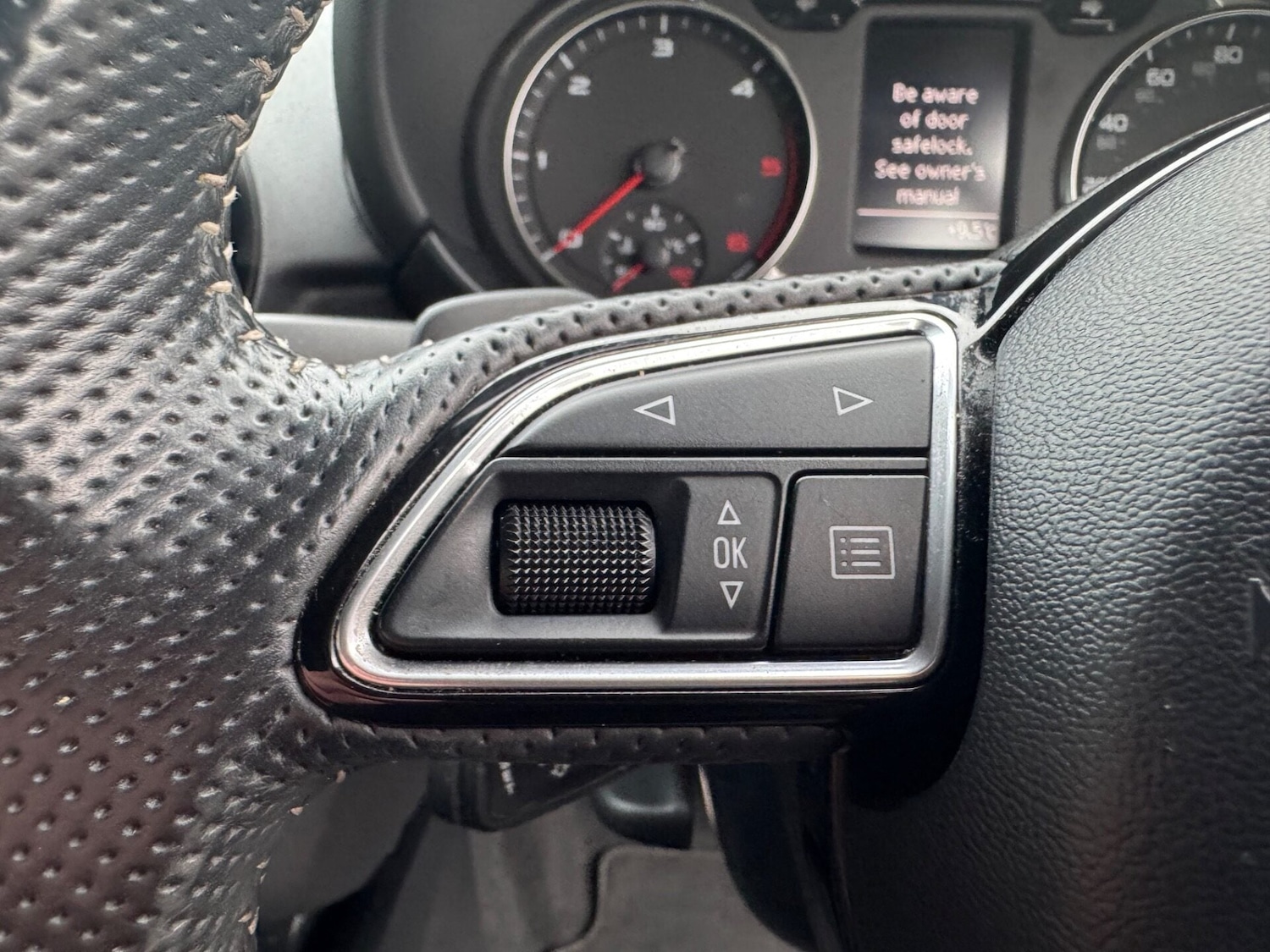 Used Audi A1 2016 for sale - 77272462: Photo 12