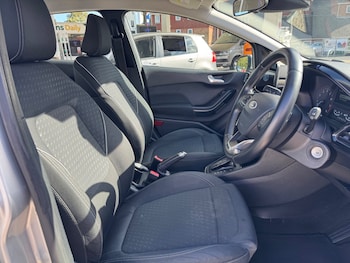 Used Ford Fiesta 2018 for sale - 75789767: Photo
