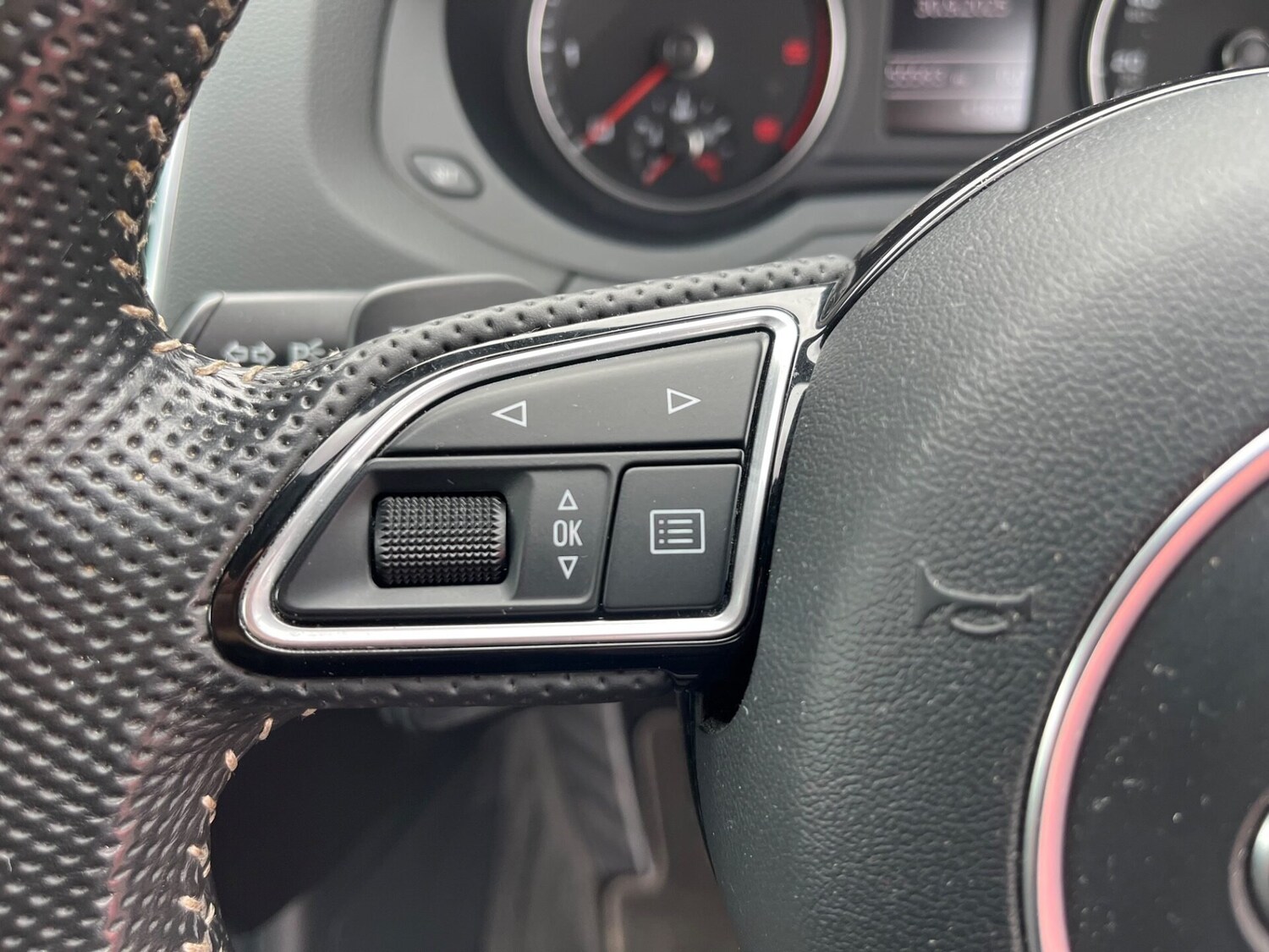 Used Audi Q3 2016 for sale - 75996630: Photo 15