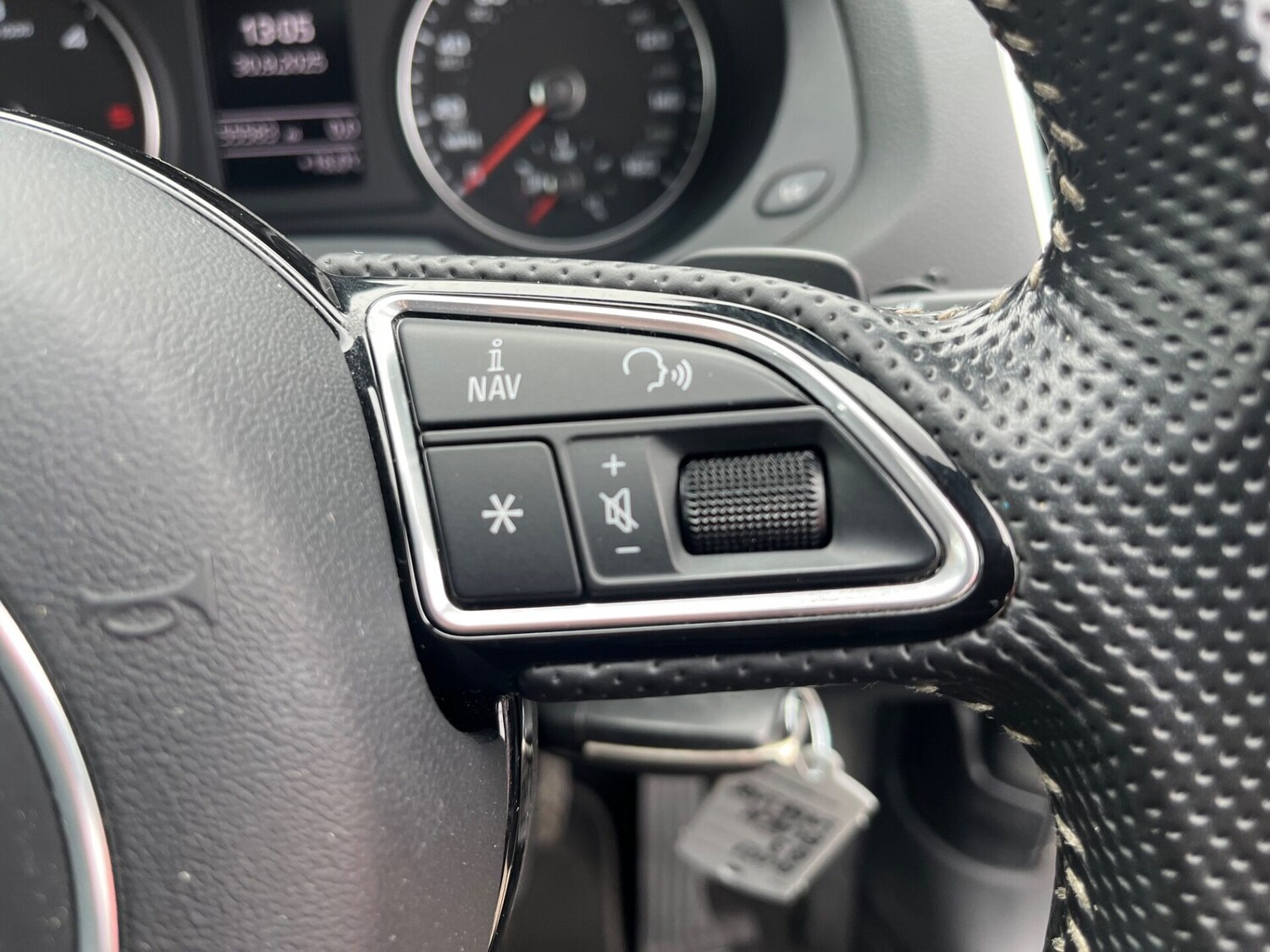 Used Audi Q3 2016 for sale - 75996630: Photo 16