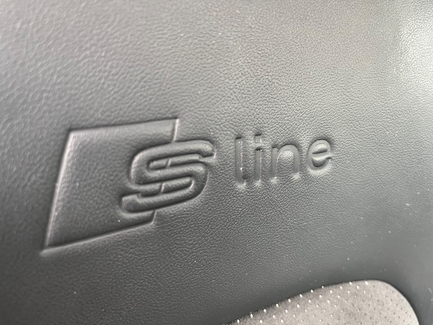 Used Audi Q3 2016 for sale - 75996630: Photo 21