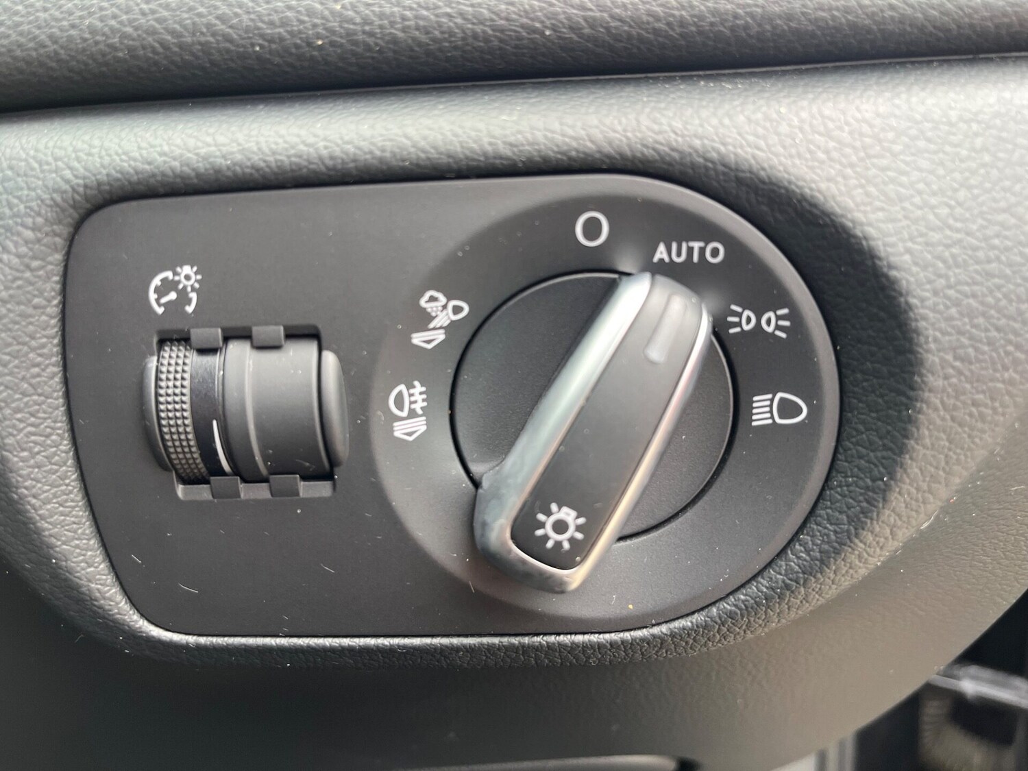 Used Audi Q3 2016 for sale - 75996630: Photo 27