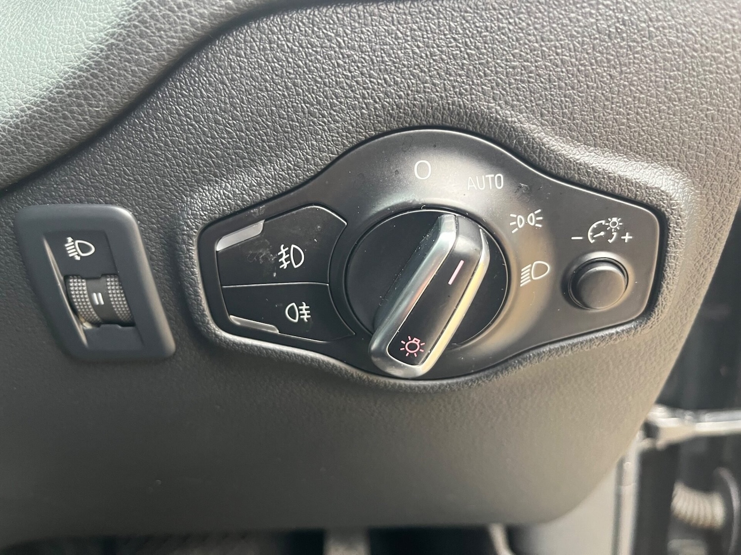 Used Audi Q5 2013 for sale - 76065774: Photo 16