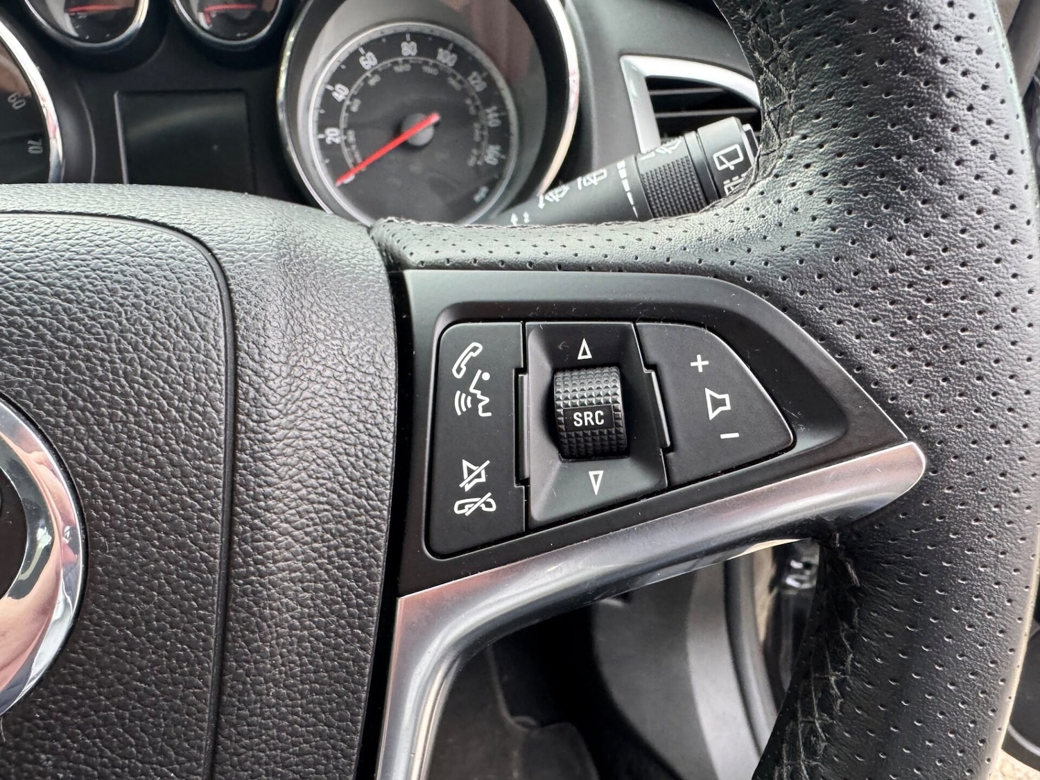 Used Vauxhall Astra 2012 for sale - 76520120: Photo 15