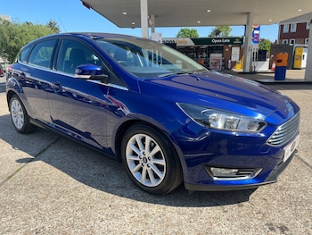 Used Ford Focus 2015 for sale - 75422520: Photo