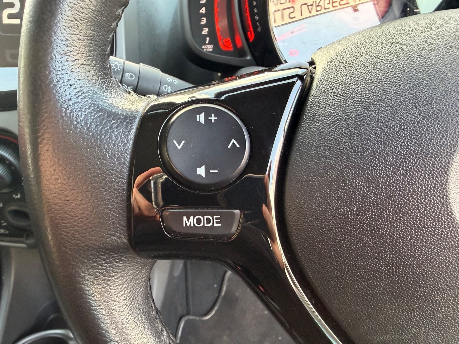 Used Toyota AYGO 2018 for sale - 77138756: Photo 12