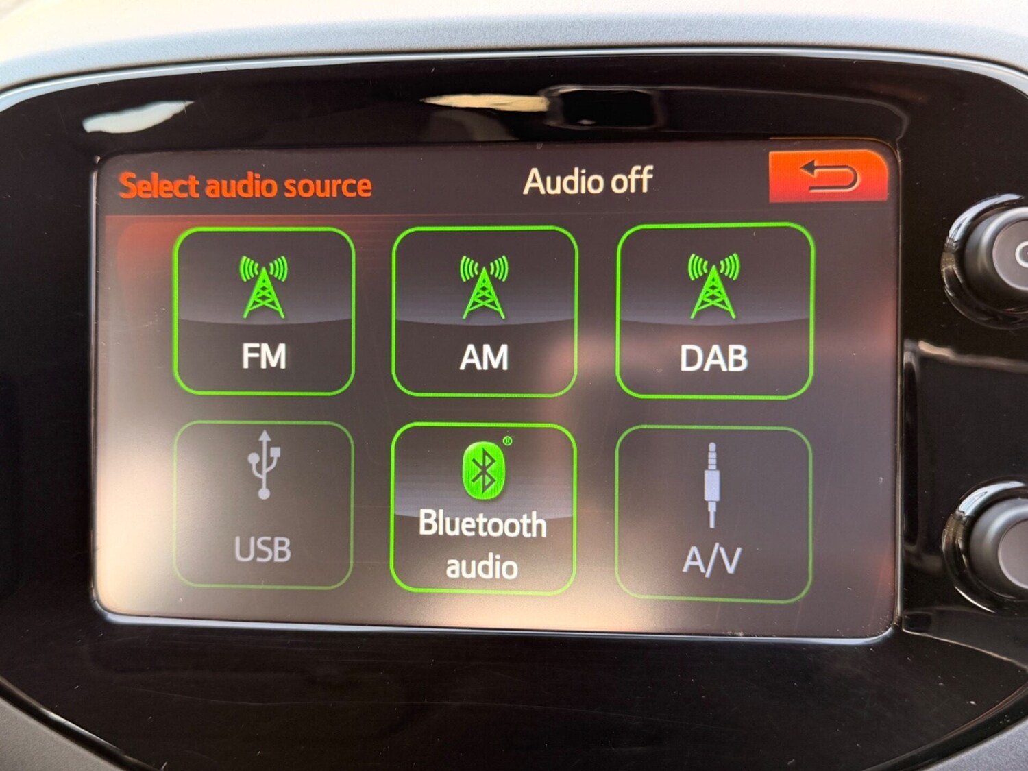 Used Toyota AYGO 2018 for sale - 77138756: Photo 15