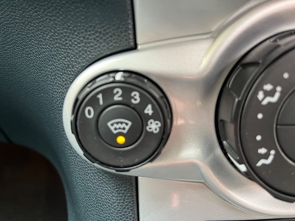 Used Ford Fiesta 2009 for sale - 75426208: Photo 17