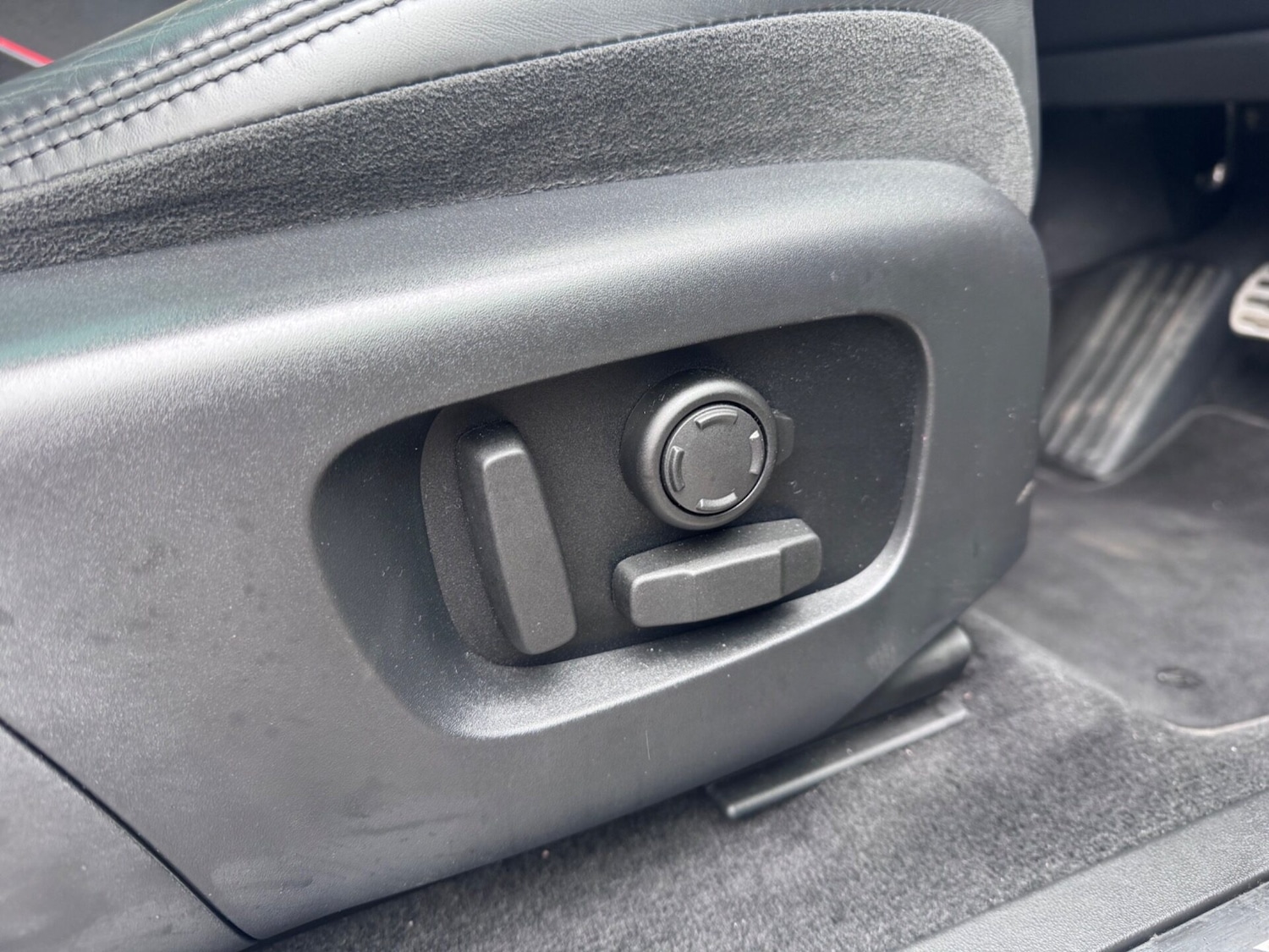 Used Land Rover Range Rover Evoque 2019 for sale - 78133175: Photo 17