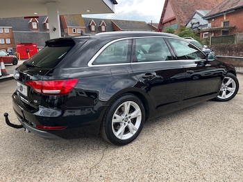 Used Audi A4 2017 for sale - 75426191: Photo