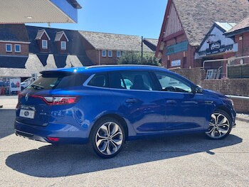 Used Renault Megane 2019 for sale - 78872177: Photo