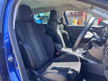 Used Renault Megane 2019 for sale - 78872177: Photo