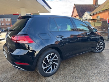 Used Volkswagen Golf 2020 for sale - 77138719: Photo