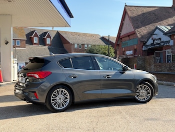 Used Ford Focus 2021 for sale - 79143081: Photo