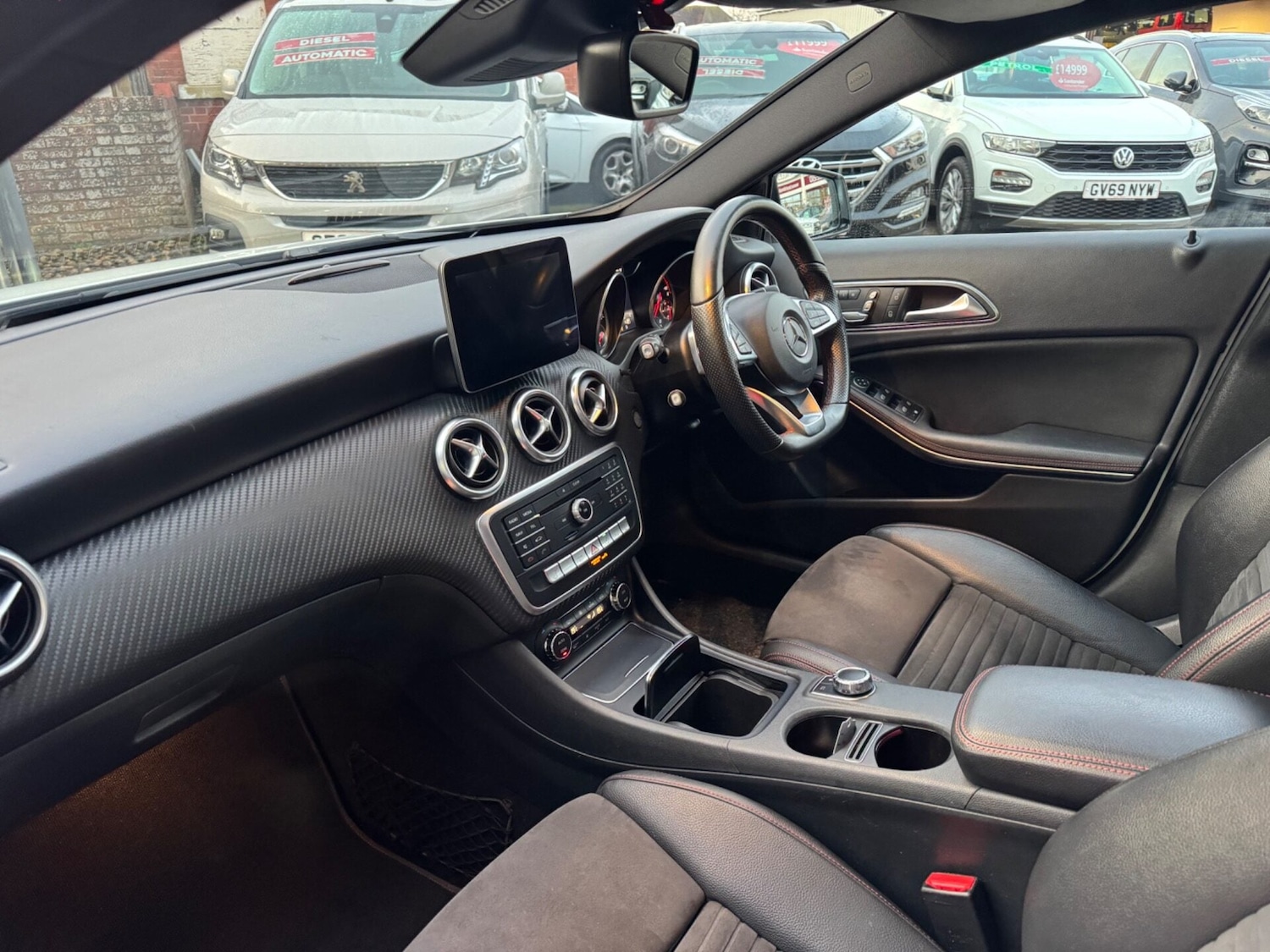 Used Mercedes-Benz A-Class 2016 for sale - 76985192: Photo 11