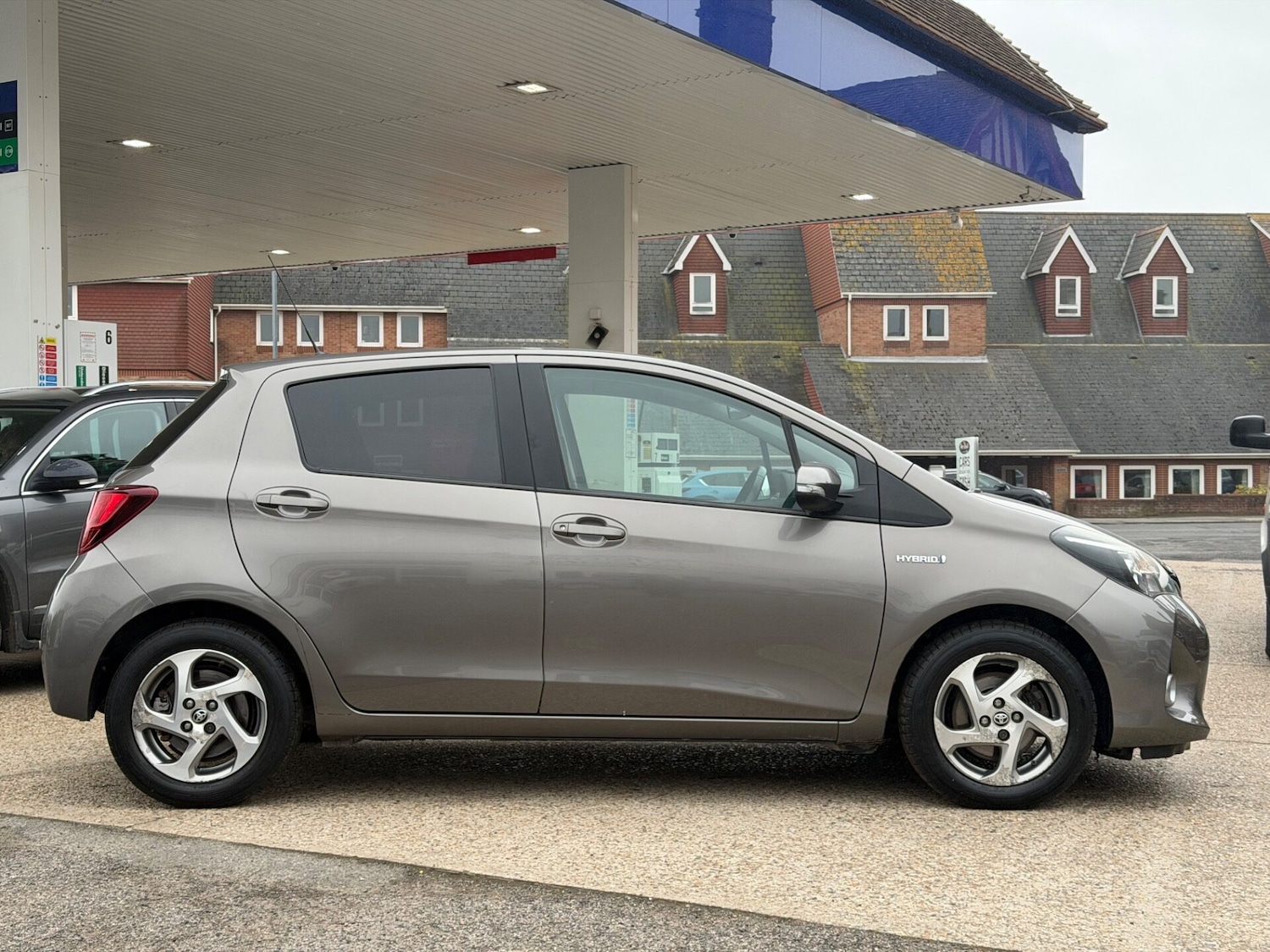 Used Toyota Yaris 2016 for sale - 77666054: Photo 4