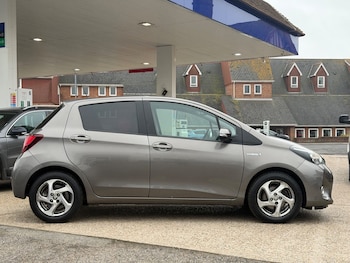 Used Toyota Yaris 2016 for sale - 77666054: Photo