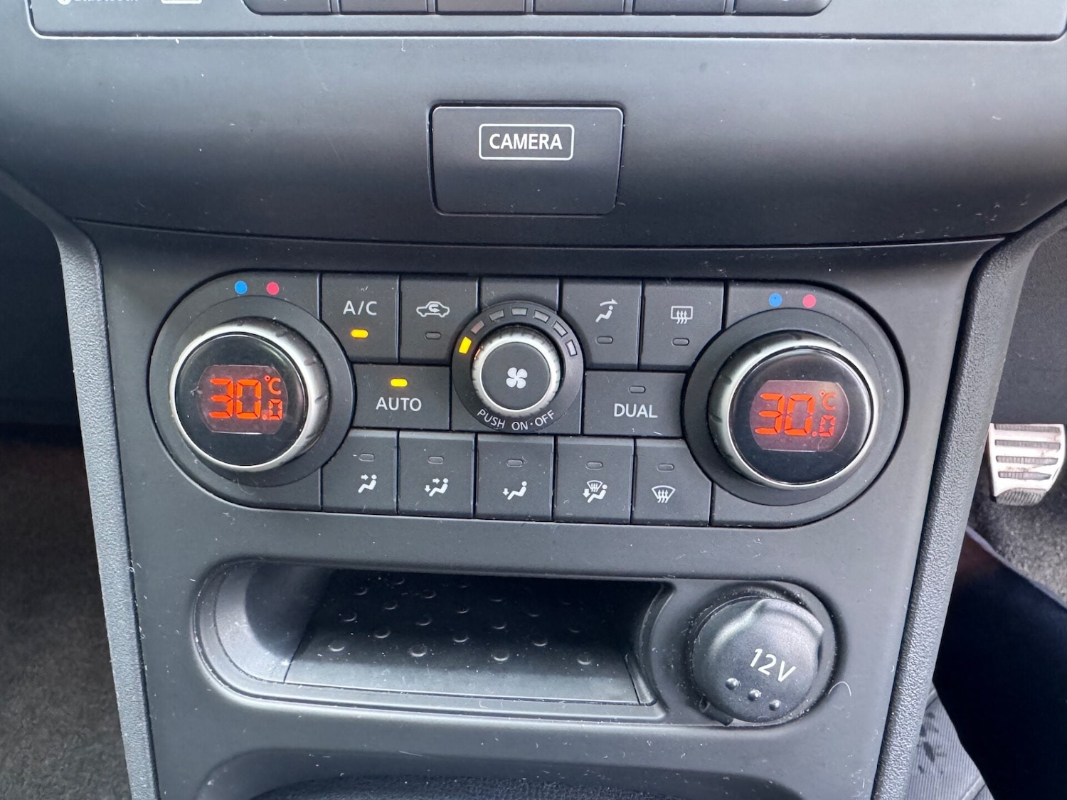 Used Nissan Qashqai 2013 for sale - 77533816: Photo 21