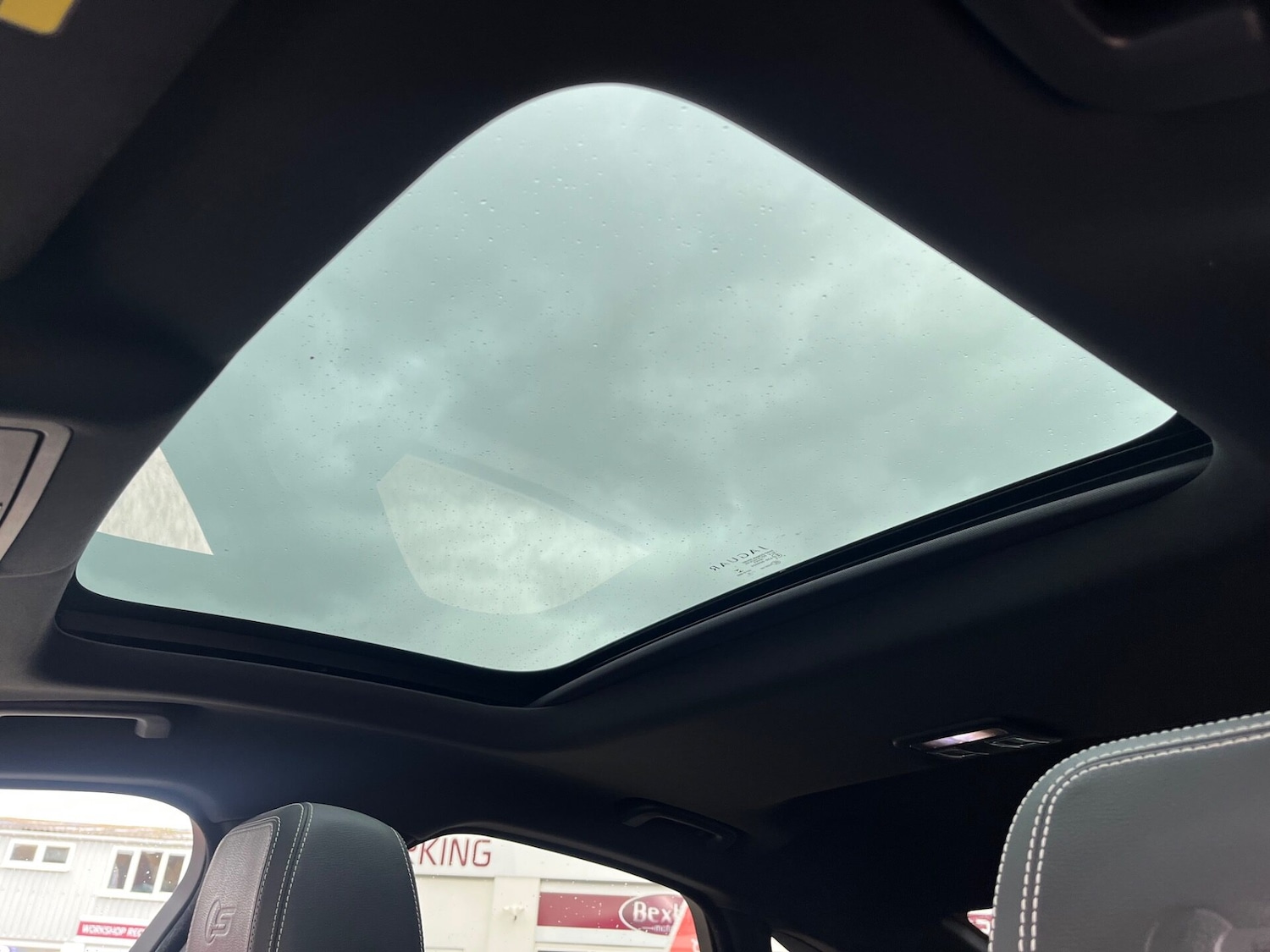 Used Jaguar XF 2016 for sale - 76156948: Photo 14