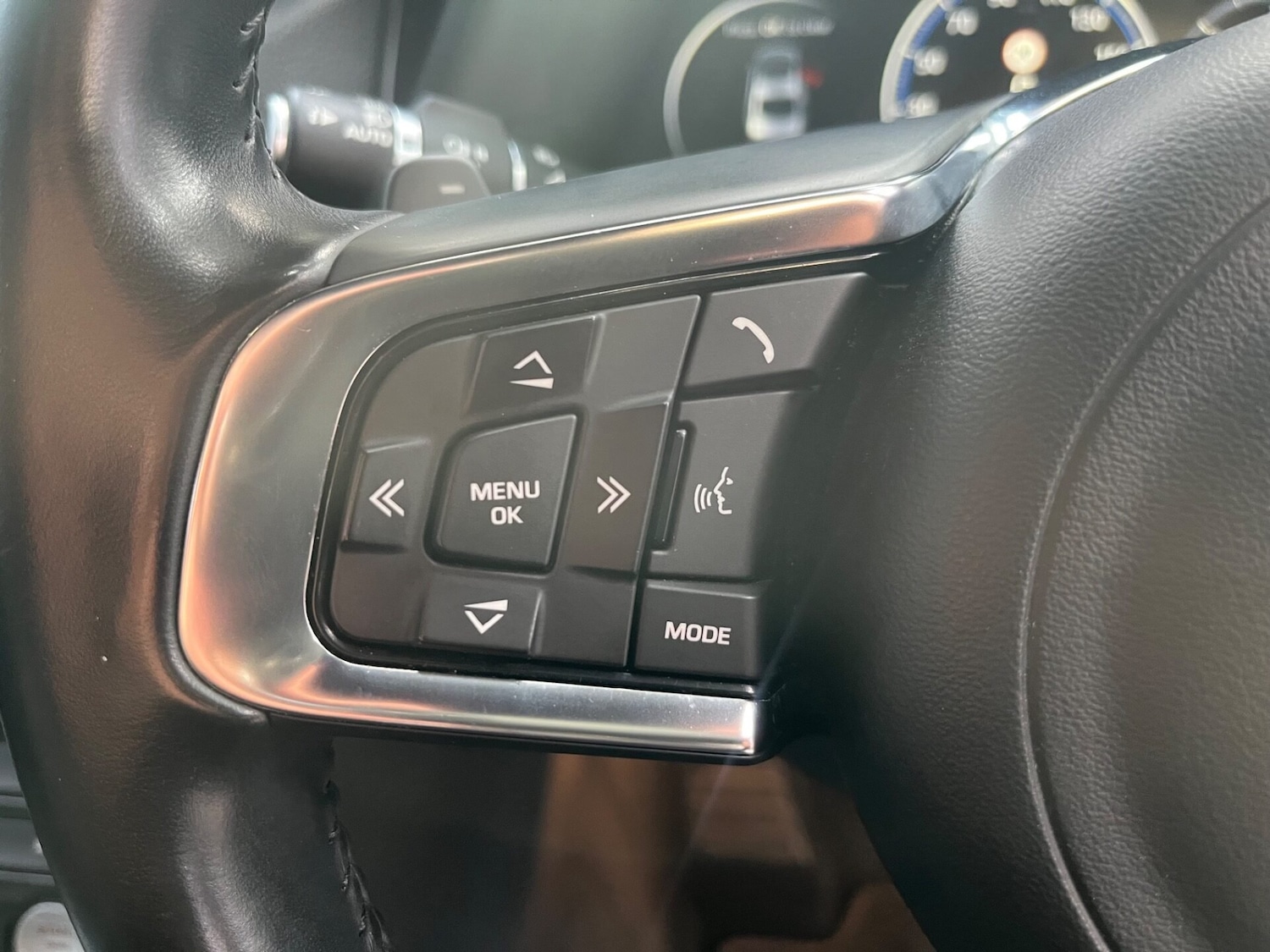 Used Jaguar XF 2016 for sale - 76156948: Photo 18