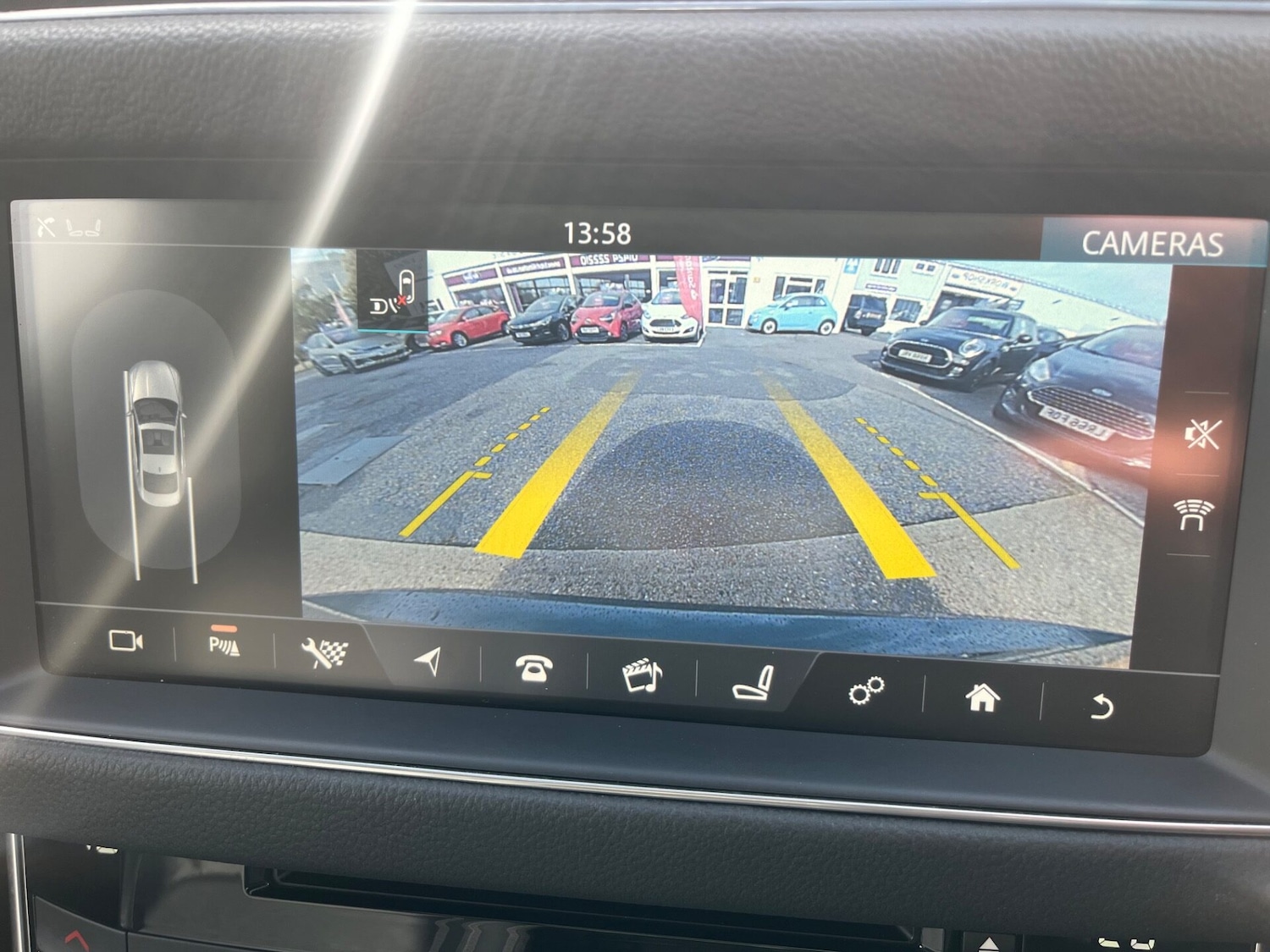 Used Jaguar XF 2016 for sale - 76156948: Photo 20