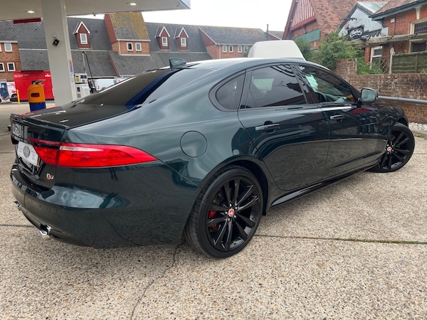 Used Jaguar XF 2016 for sale - 76156948: Photo 2