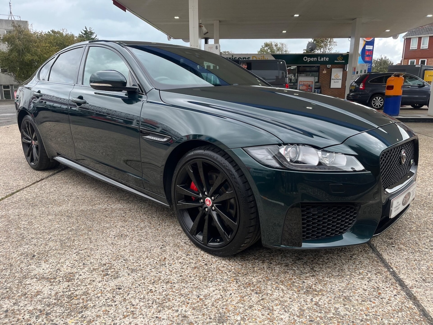 Used Jaguar XF 2016 for sale - 76156948: Photo 4