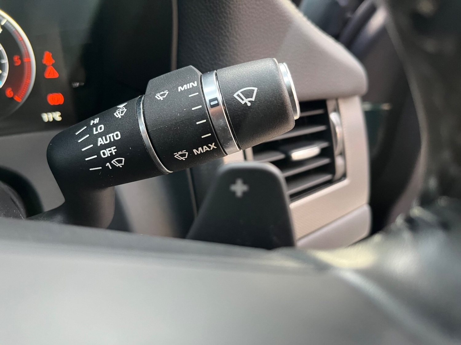 Used Jaguar XF 2016 for sale - 76156948: Photo 40