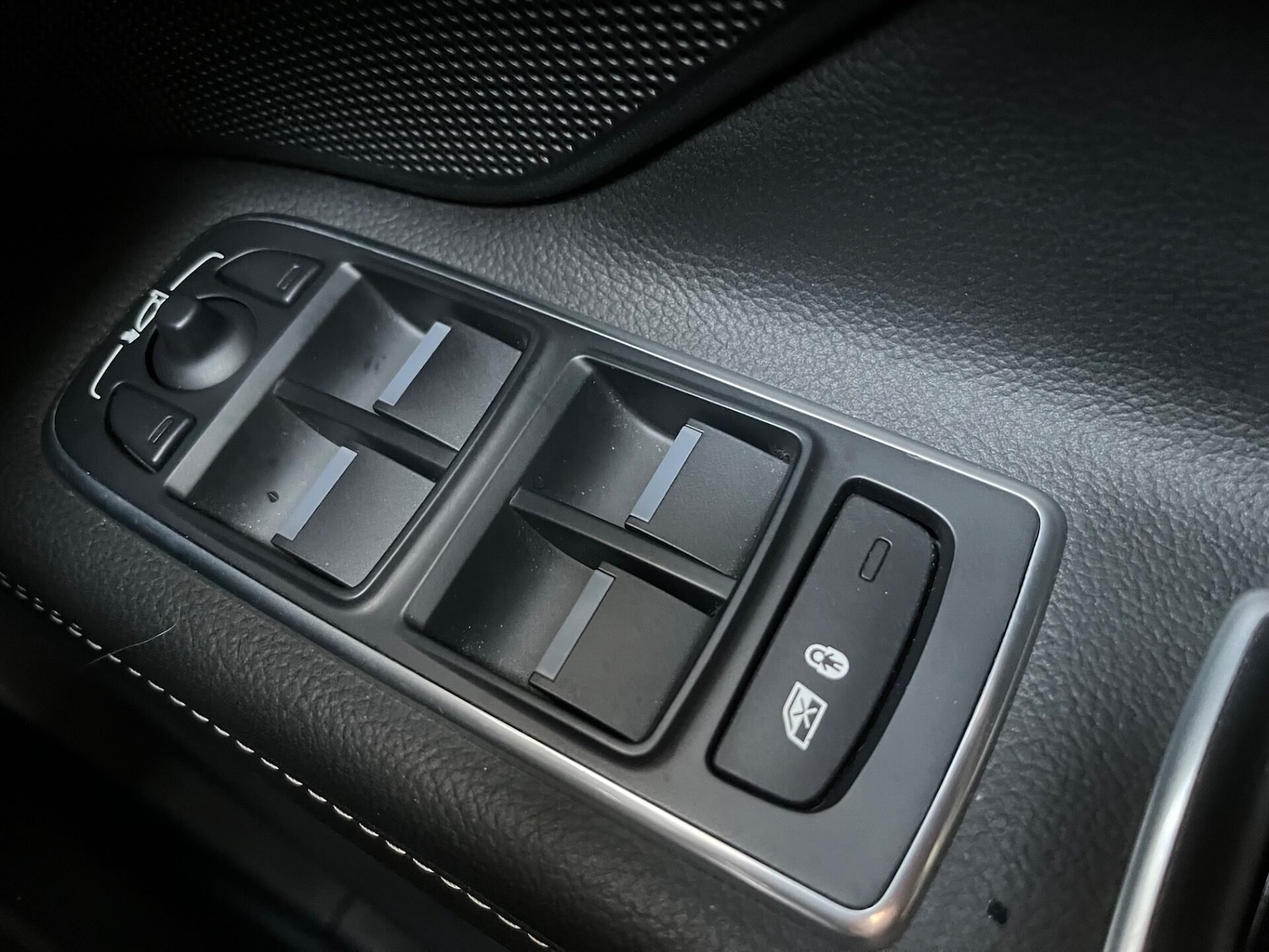 Used Jaguar XF 2016 for sale - 76156948: Photo 42